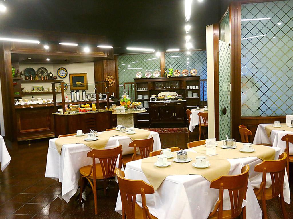 Village Hotel 폰타 그로사 외부 사진